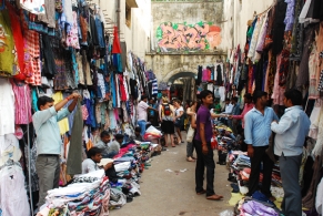 Best shopping markets in Delhi